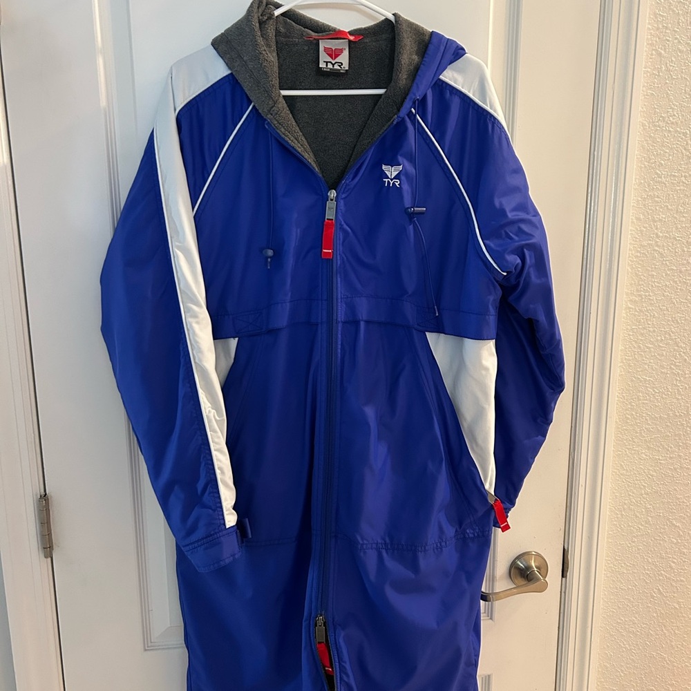 TYR Blue and White Hooded Swim Parka